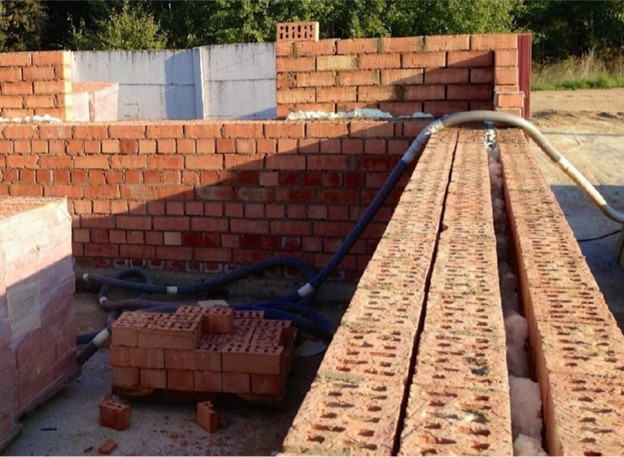 Заливка ППУ особенности, технология, преимущества.jpg